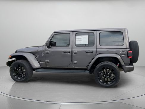 Used 2021 Jeep Wrangler Unlimited Sahara image 16