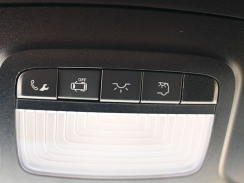 Used 2023 Mercedes-Benz Sprinter 144 Cargo image 21