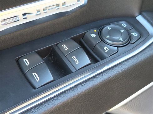 Used 2022 GMC Sierra 1500 Denali image 24