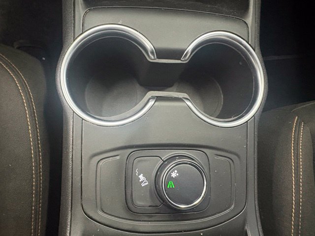 Used 2018 GMC Terrain SLE FWD image 29