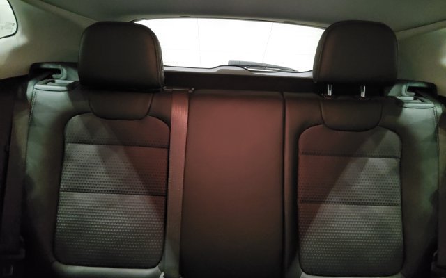 Used 2025 Chevrolet Trax LT FWD image 18