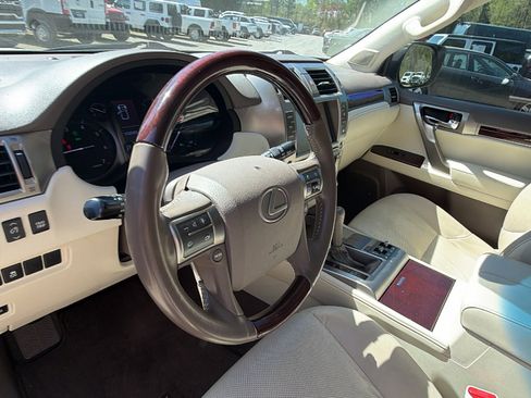 Used 2019 Lexus GX 460 Premium image 28