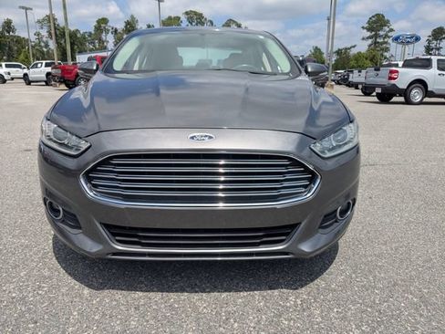 Used 2015 Ford Fusion SE w/ Equipment Group 201A FWD image 7