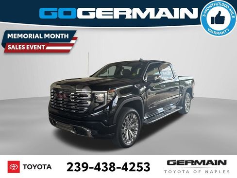 Used 2022 GMC Sierra 1500 Denali w/ Technology Package AWD/4WD image 1