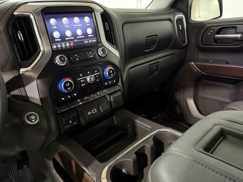 Used 2021 GMC Sierra 1500 SLT w/ SLT Premium Package AWD/4WD image 35