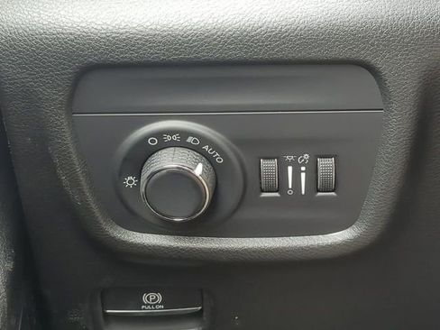 New 2026 Jeep Grand Cherokee Altitude image 29