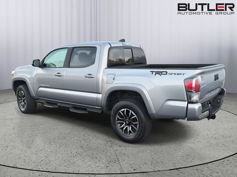 Used 2021 Toyota Tacoma TRD Sport RWD image 10