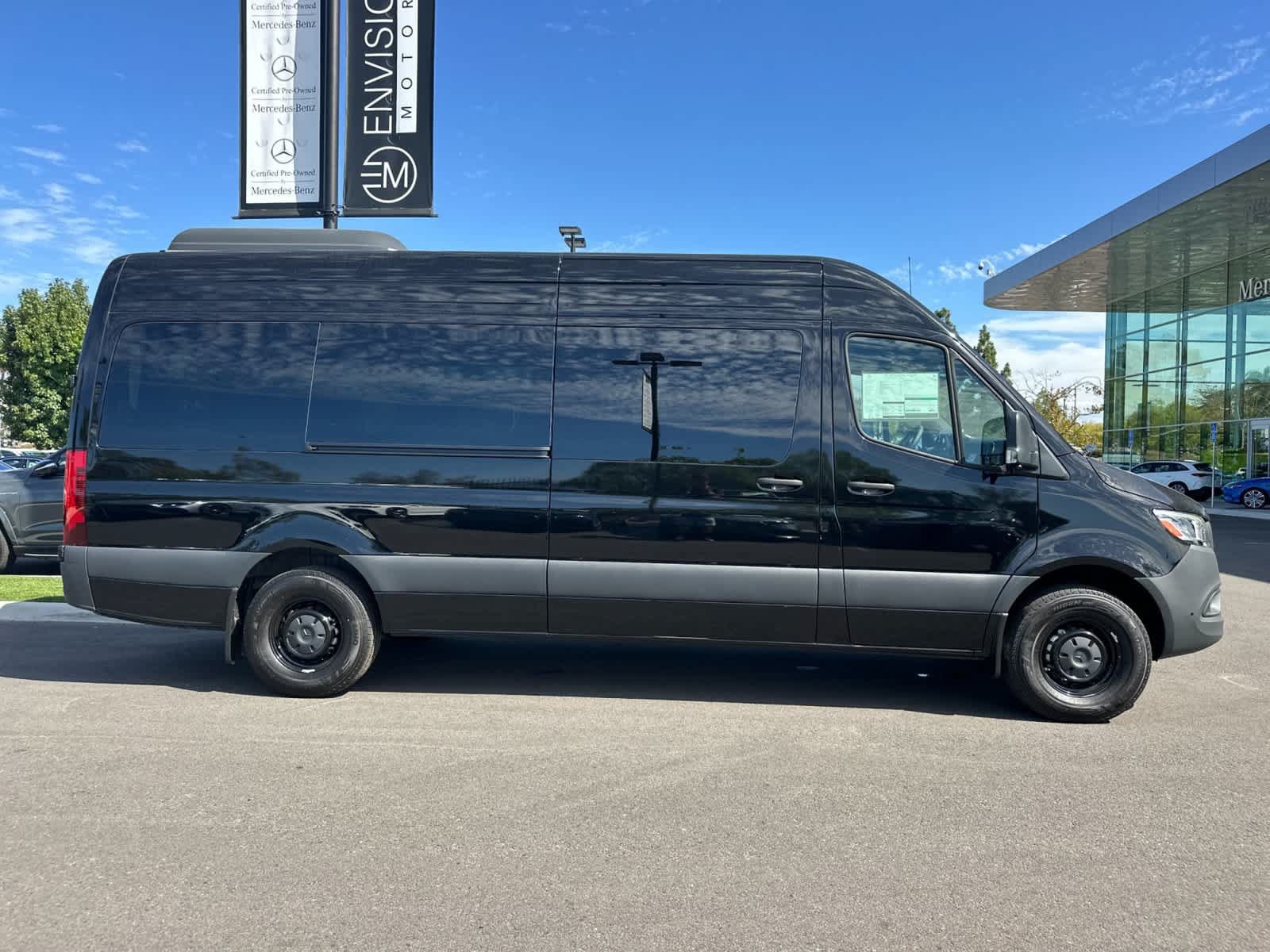 New 2026 Mercedes-Benz Sprinter 2500 image 2