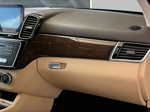 Used 2016 Mercedes-Benz GLE 350 4MATIC image 17