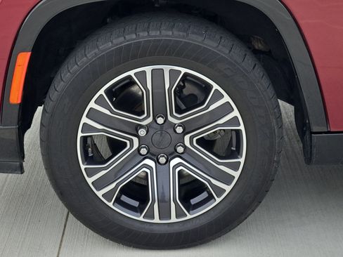 Used 2022 Jeep Wagoneer Series III w/ Rear Seat Video Group 1 image 11