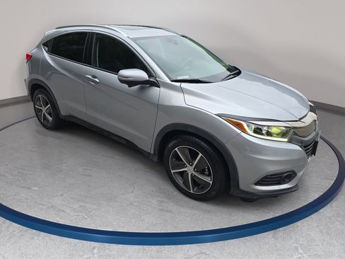 Used 2022 Honda HR-V EX image 3