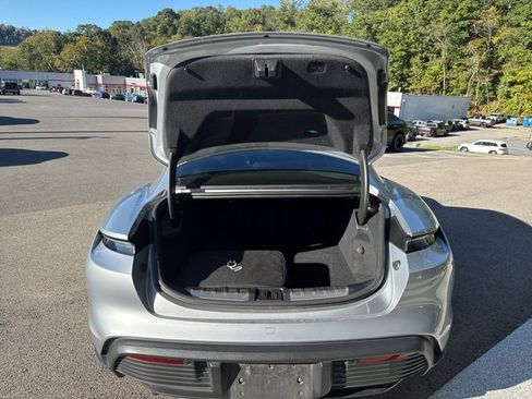 Used 2021 Porsche Taycan 4S image 9