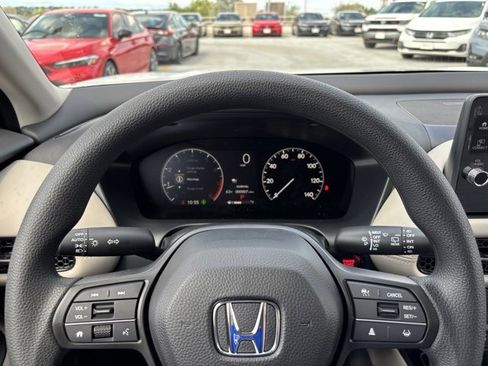 New 2026 Honda HR-V LX image 19