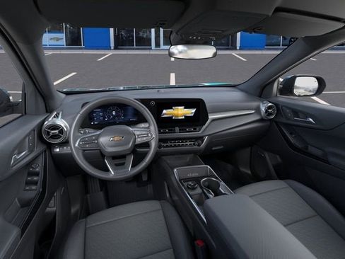 New 2026 Chevrolet Equinox LT w/ Convenience Package II AWD/4WD image 15