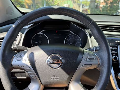 Used 2018 Nissan Murano SV w/ Premium Package AWD/4WD image 28