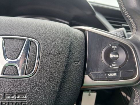 Used 2018 Honda Civic Sport image 30
