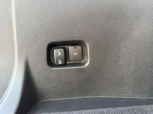 Used 2016 Ford Edge SEL w/ Equipment Group 201A AWD/4WD image 35