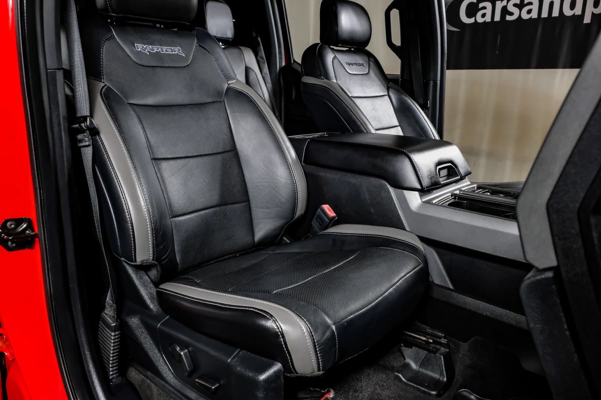 Used 2018 Ford F150 Raptor w/ Equipment Group 802A Luxury AWD/4WD image 31