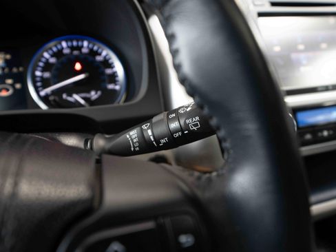 Used 2015 Toyota Highlander XLE image 14