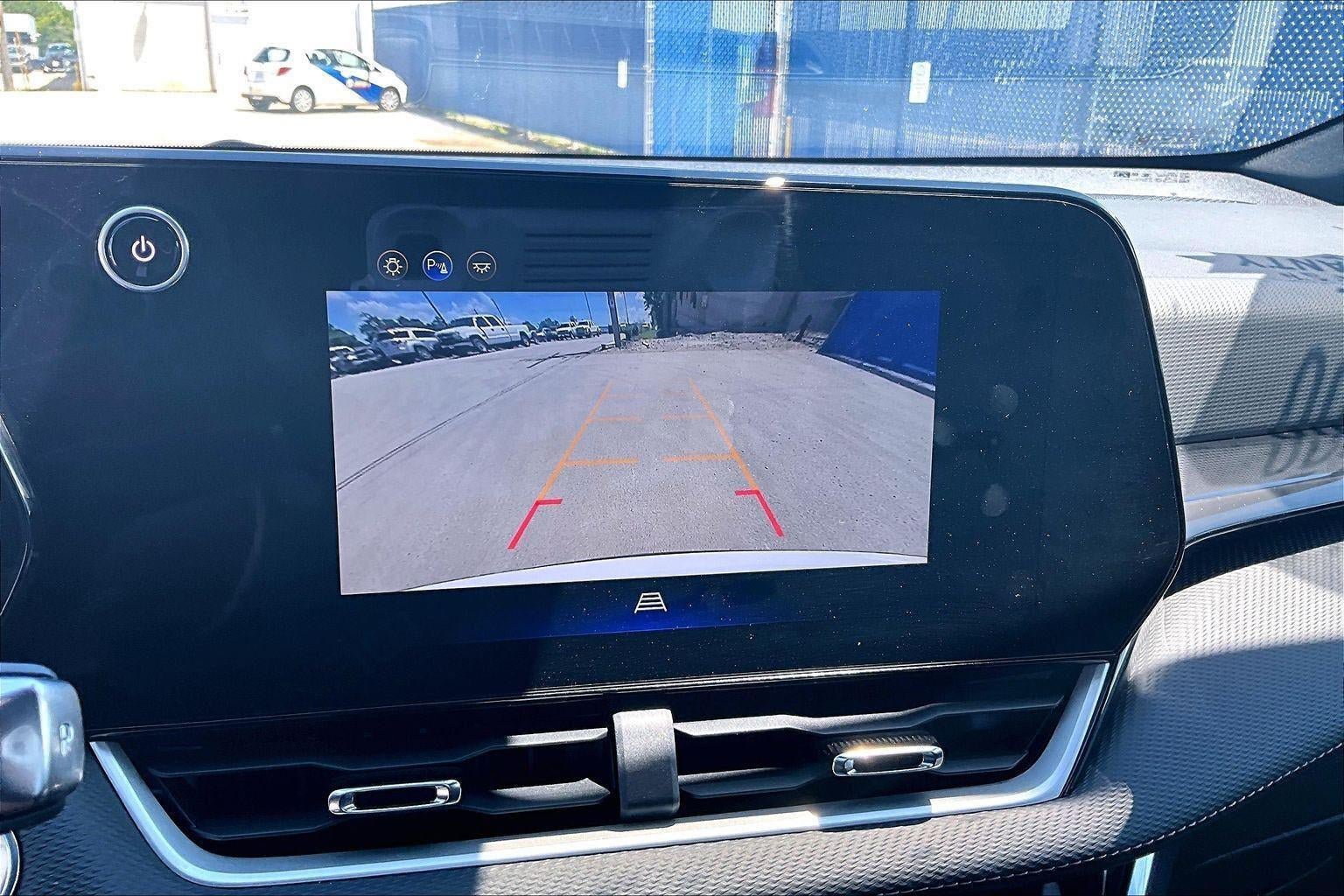 Used 2026 Chevrolet Equinox LT FWD image 20