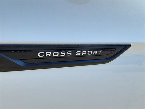 Certified 2025 Volkswagen Atlas Cross Sport SEL R-Line image 11