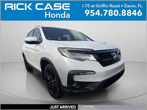 Used 2022 Honda Pilot Black Edition image 1
