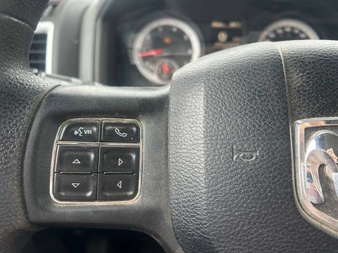 Used 2014 RAM 1500 Classic SLT RWD image 16