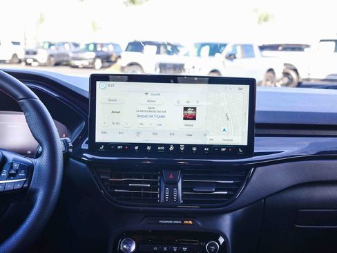 Used 2025 Ford Escape ST-Line w/ Equipment Group 301A image 13