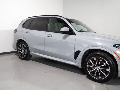 Used 2026 BMW X5 sDrive40i w/ M Sport Package RWD image 61
