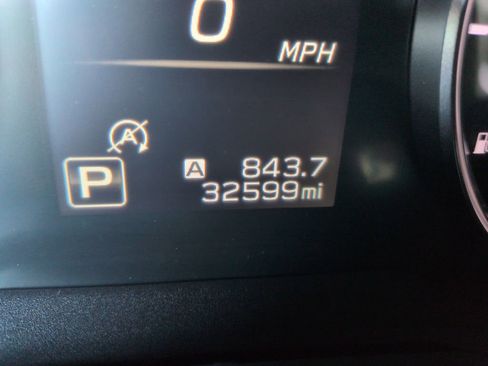 Used 2025 Subaru Outback Onyx Edition AWD/4WD image 16