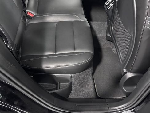 Certified 2026 Volvo XC40 B5 Plus AWD/4WD image 24