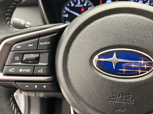 Used 2024 Subaru Outback Premium AWD/4WD image 17