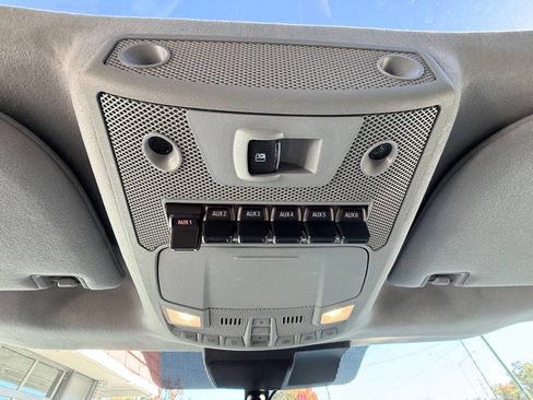 Used 2022 Ford F250 Limited image 30