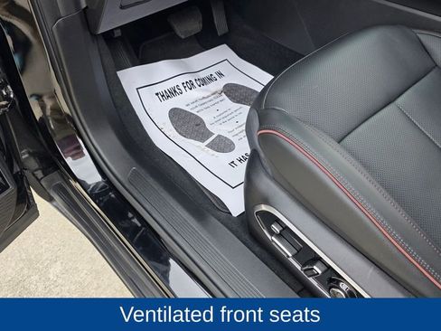 Used 2025 Jeep Wagoneer S Launch Edition image 24