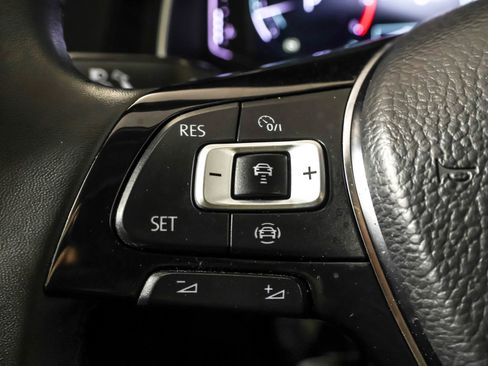 Used 2020 Volkswagen Jetta SEL Premium image 26