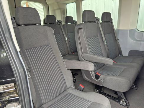 Used 2015 Ford Transit 350 XLT image 30