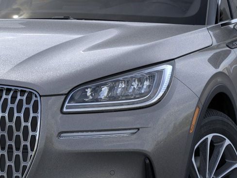 New 2026 Lincoln Corsair Premiere image 18