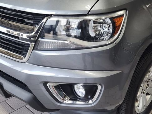 Used 2020 Chevrolet Colorado LT w/ LT Convenience Package AWD/4WD image 8