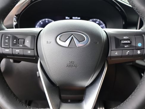 Used 2025 INFINITI QX60 Luxe w/ Black Edition image 18