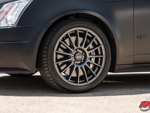 Used 2012 Cadillac CTS V RWD image 30