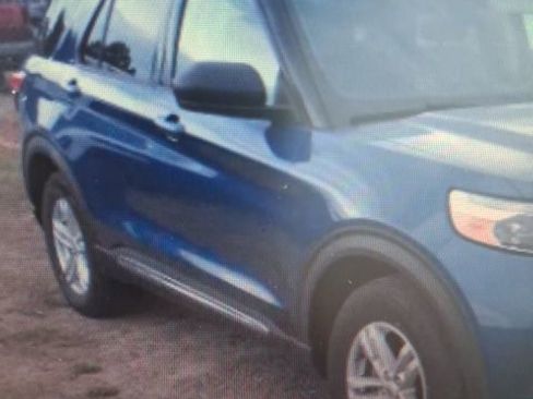 Used 2022 Ford Explorer XLT w/ Equipment Group 202A RWD image 16