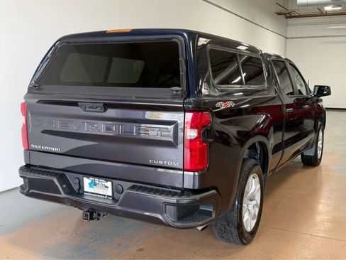 Used 2023 Chevrolet Silverado 1500 Custom AWD/4WD image 5