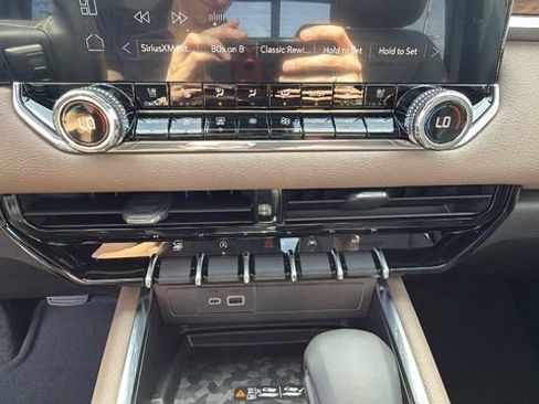 New 2026 GMC Canyon Denali AWD/4WD image 27