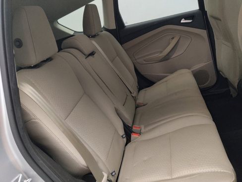 Used 2017 Ford Escape SE image 19