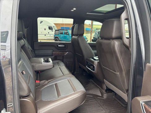Used 2020 GMC Sierra 3500 Denali w/ Denali Ultimate Package image 16