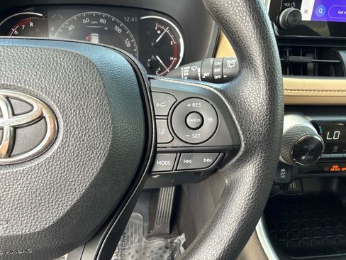 Used 2023 Toyota RAV4 XLE image 27