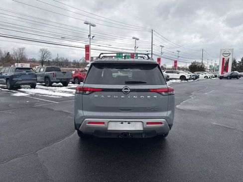 Certified 2025 Nissan Pathfinder Platinum w/ Cargo Package image 6