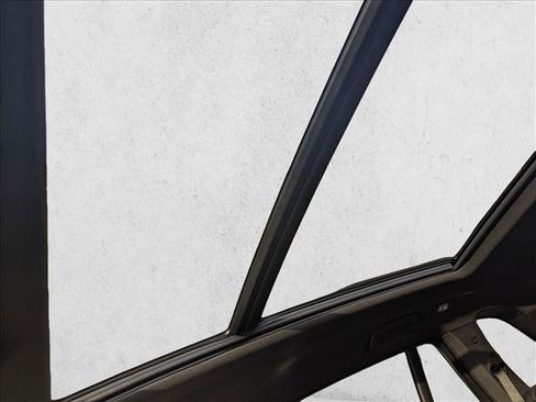 New 2026 BMW X5 xDrive50e image 15