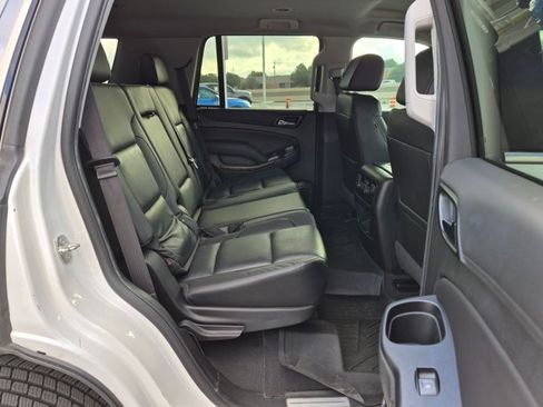 Used 2020 Chevrolet Tahoe LT w/ Luxury Package RWD image 20