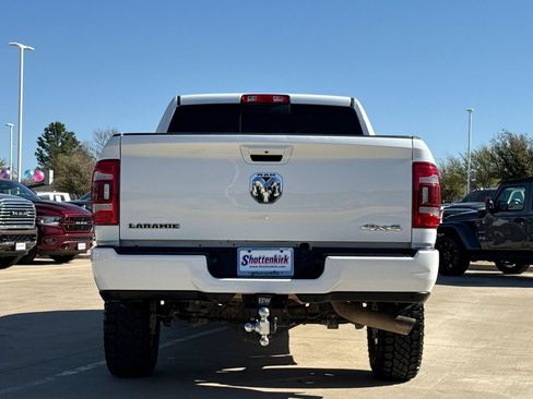 Used 2024 RAM 2500 Laramie AWD/4WD image 8